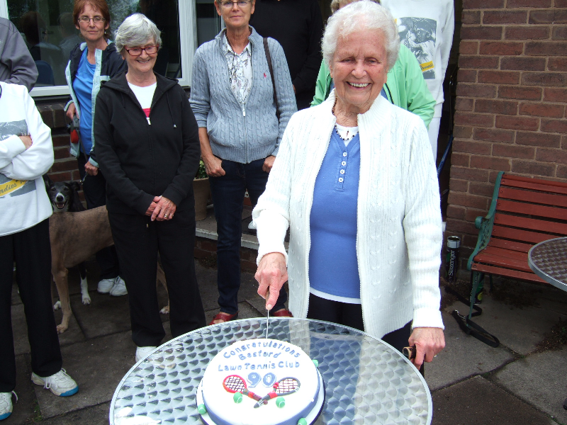 Dorothy Cuts The Cake at the 90th Celebration